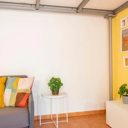 Апартаменты Altido Colorful Studio For 4 Near Leaning Tower With Parking *